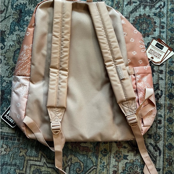 BNWT JANSPORT backpack - Picture 3 of 4